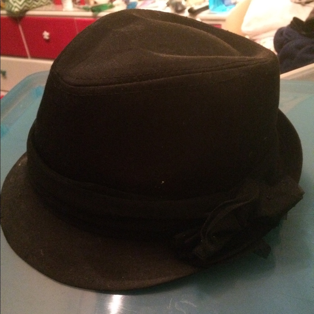 Black fedora